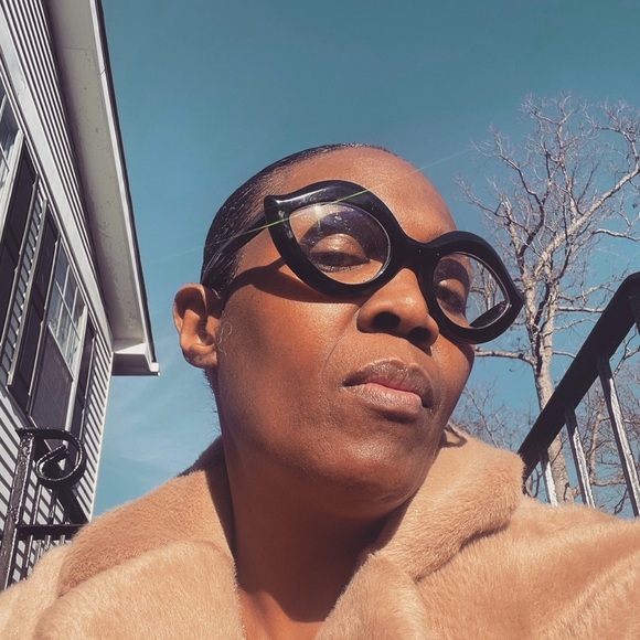 Meet your Posher, Sonja - Picture 15 of 16